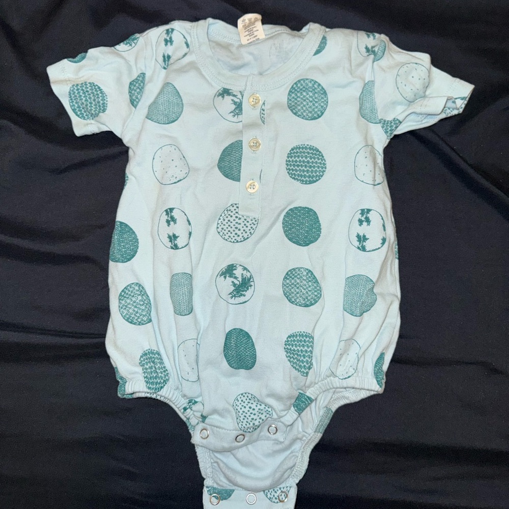 Kate Quinn Egg/Easter Patterned Bubble